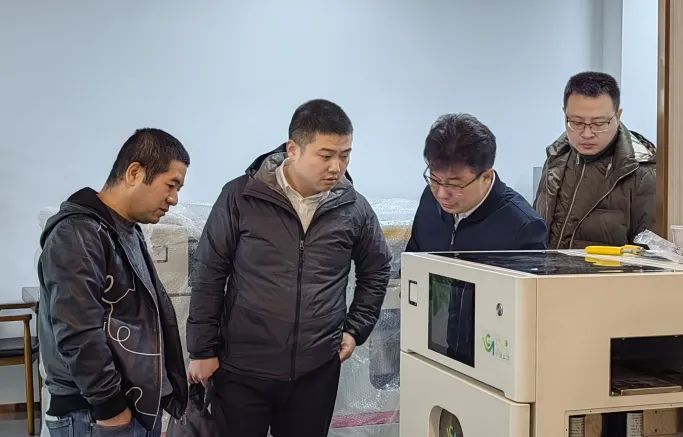 淮安招商局与投资商代表团莅临小智云炒考察指导